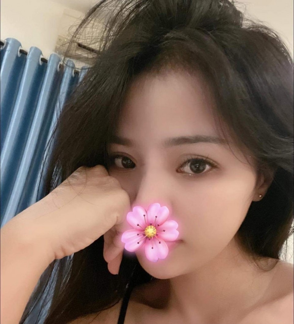 Khánh Huyền - Xinh Duyên Đáng Yêu - Nhiệt Tình Dâm Đãng - Êm Ái Nồng Say