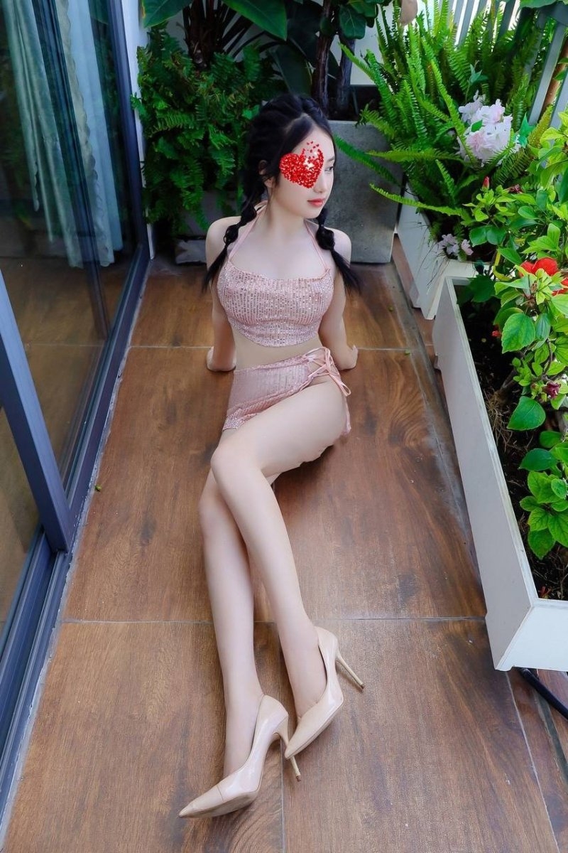 (QUANG TRUNG) TIỂU Y TIÊN 2K5 - EM GÁI XINH TEEN , VÚ TỰ NHIÊN TUYỆT ĐẸP , BODY CĂNG TRÀN NHỰA SỐNG