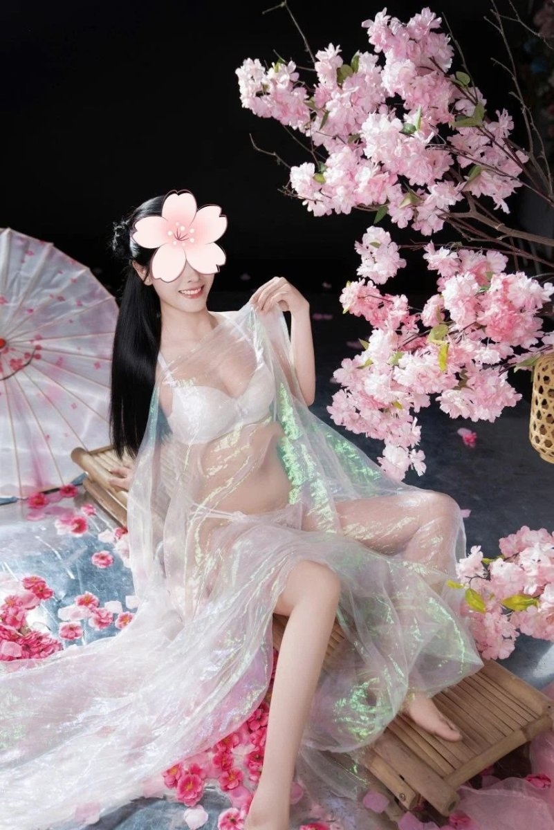 (GÁI GỌI NHỔN) QUỲNH ANH - GƯƠNG MẶT XINH XẮN- VÚ TO - MÔNG MẨY - CHỊCH ÊM KHÓ CƯỠNG