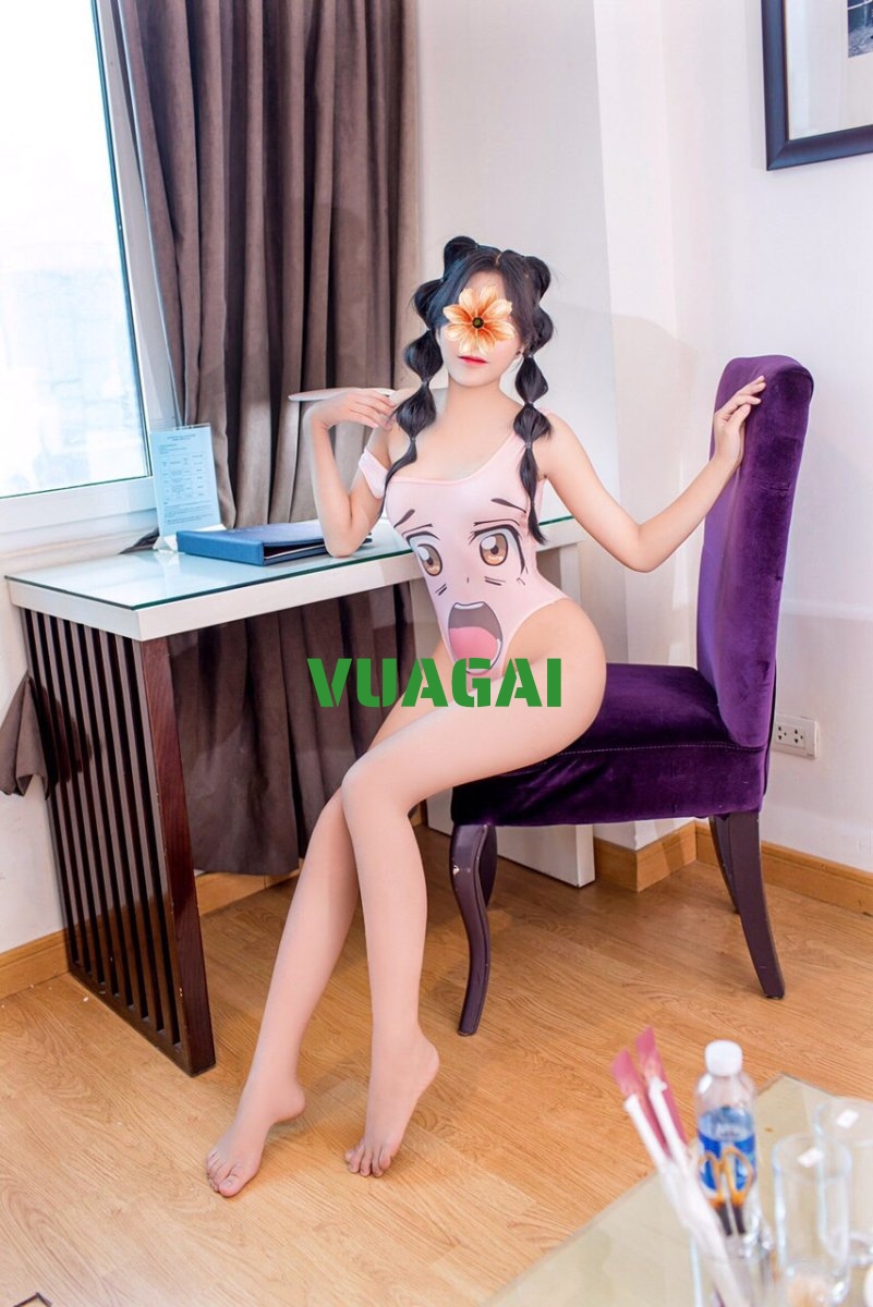 Trà My 2k4 – Trẻ Trung Xinh Gái Hàng Mới Lớn Cho Các pro