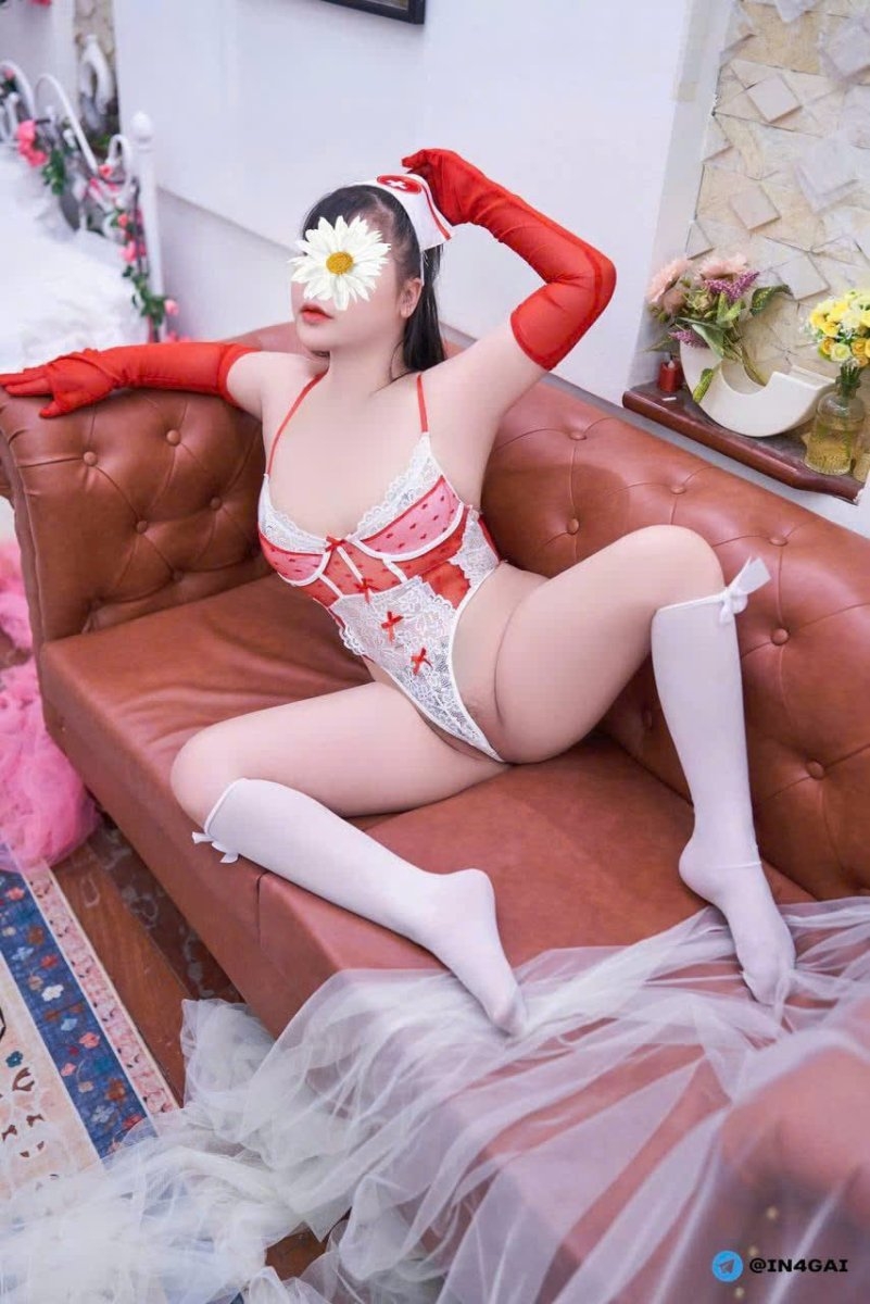 Ái Vy Em Gái Xinh Đẹp Với Body Cực Ngon - Ngoan Hiền Dễ Bảo Chiều Chuộng Hết Mình