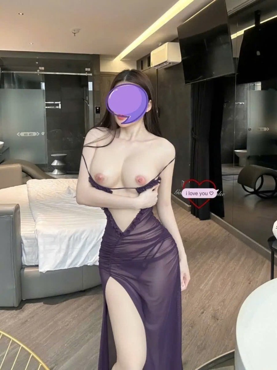 LINH NHI NGƯỜI TÌNH NÓNG BỎNG CHU ĐÁO TẬN TÌNH