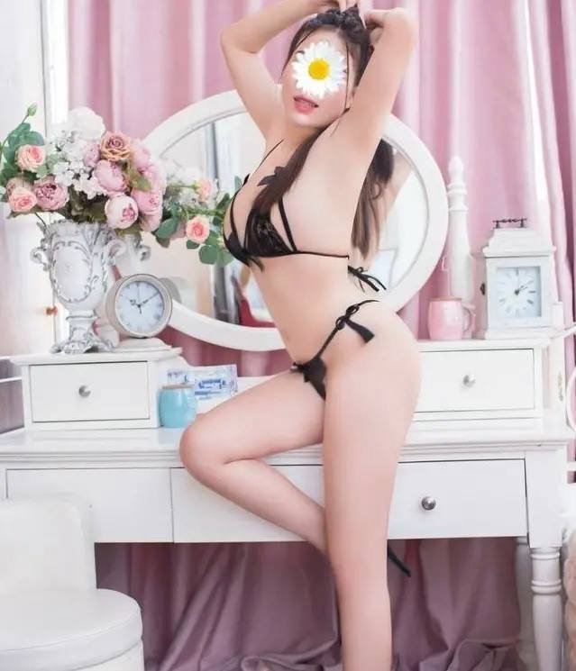 HẢI NHƯ HÀNG SIÊU NGOAN BẢO GÌ LÀM ĐẤY